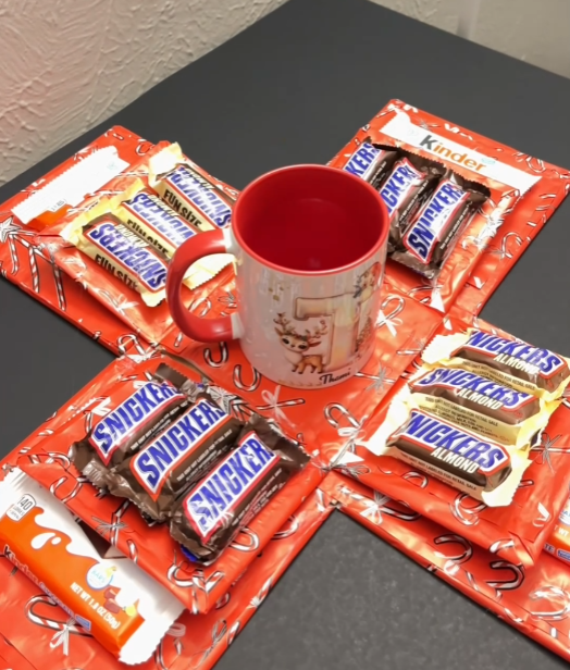 Christmas Mug Kit with Chocolates 🍫🎄